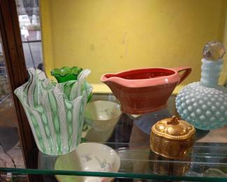Misc Collectible glass Fenton etc 
