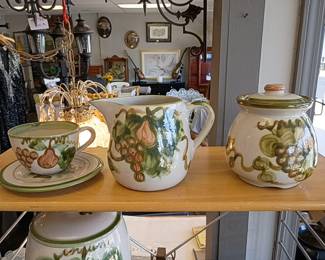 Jamestown pottery 
