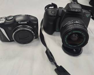 digital cameras 