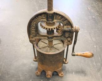 Sausage press 