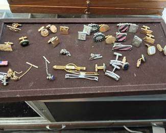 misc. men's tie pins cufflinks and more 