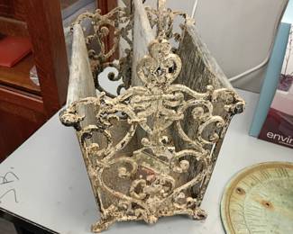  iron magazine holder 