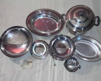 Shiny Silver Collection including Ice Bucket