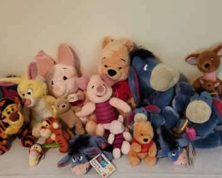 Pooh Doll Lot