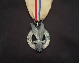 Circa 1960 SILVER AWARD Explorer Program Award MEDAL Eagle Boy Scouts Badge