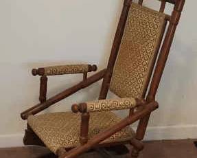 Old Fashion Rocking Chair