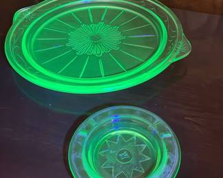 Uranium Glass Cake Plate And Ashtray