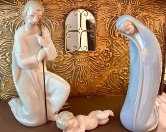 Lladro Nativity