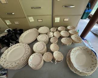 Set of Syracuse China Federal "Suzanne"