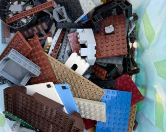 Miscellaneous Lego pieces - not sets