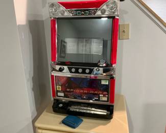 SPIDERMAN MACHINE.