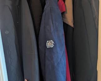 LADIES CLOTHING MUCH XL-2X, OTHERS SMALLER