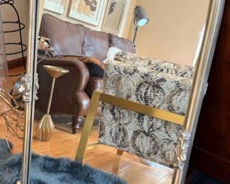 A FEW LARGER PIECES ARE AT A NEARBY LOCATION. THIS MIRROR I WILL TRY TO GET TO MY SALE.