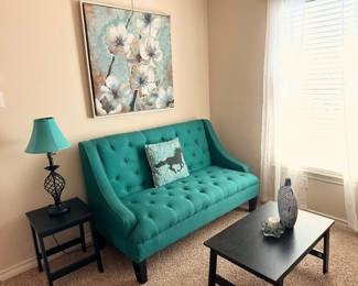 tufted settee