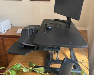 Sit Stand Desktop with Keyboard Tray
