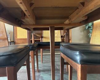 Dillingham 1960 Cabinet and matching Dining table with 6 Chairs