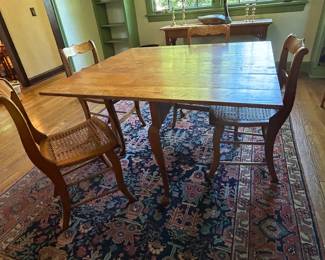 Antique Queen Anne Swing Leg Drop-Leaf Dining Table