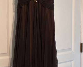 Gorgeous Badgley Mischa gown. Chocolate brown chiffon with brooch detail. Lined. Size 2 or 4