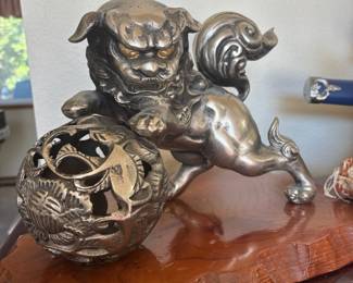 Japanese Komainu Tamajishi Foo Dog Iron Figurine