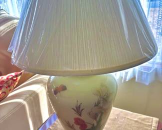 Mid Century Floral Design Ginger Jar Table Lamp