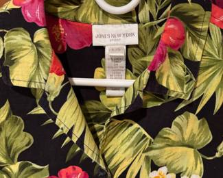 Jones New York Women's Black & Floral Hawaiian Shirt – Size Large
