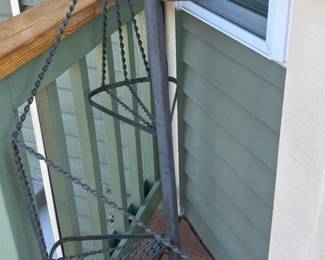Black Wrought Iron 4-Tier Plant Stand