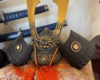 Cast Iron Japanese Samurai Helmet Replica with Pillow
