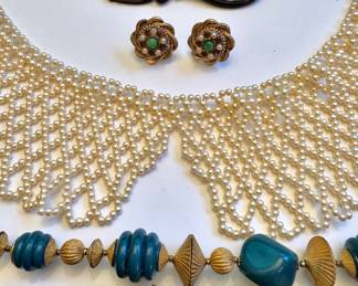 Pearl Style Collar Necklace, Miriam Haskell Beaded Necklace