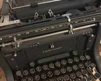 Circa 1930s Underwood Typewriter