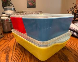 Vintage Pyrex set
