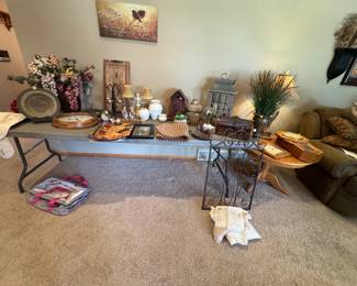 Plenty of decor