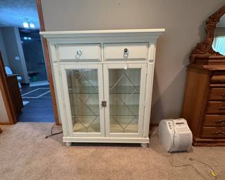 Lighted cabinet