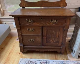Antique wash stand