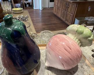 FITZ & FLOYD Salt & Pepper shakers