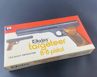 Vintage Daisy Targeteer BB Pistol - 150-shot Repeater