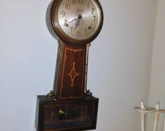 BANJO CLOCK DOES WORK, BUT NO KEY