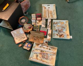 Miscellaneous costume jewelry there is no Gold , so don’t waste your time