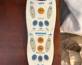 Sealy posturepedic queen bed