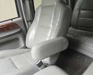 2003 F-350 V-10 Triton long bed