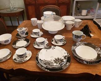LENOX KATE SPADE CHINA DOOGWOOD POINT AND SPODE CHINA CHRISTINA PATTERN