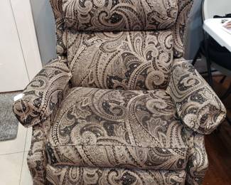 WINGBACK RECLINER