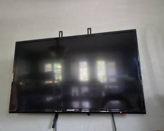 SAMSUNG FLAT SCREEN TV, 31"