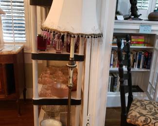 ANTIQUE FLOOR LAMP