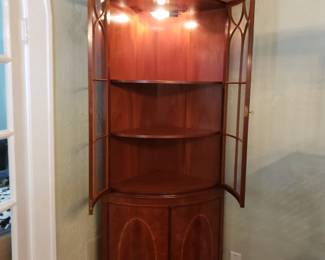 ARTHUR BRETT, GEORGE III STYLE CORNER CHINA CABINET, INTERIOR