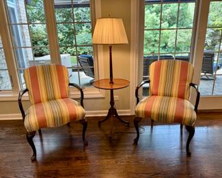 Pr. Queen-Style armchairs