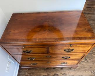 Banded mahogany bachelor's chest