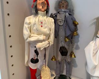 Byers' Choice figures