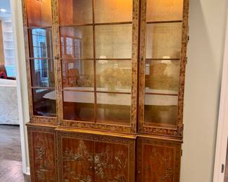 Vintage Chinoiserie lighted cabinet