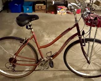 Schwinn Searcher Women’s Bicycle