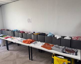 Lots of name brand clothing!! Some brand new